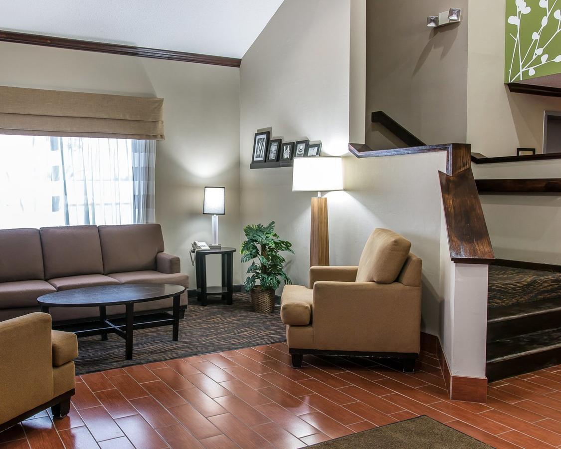 Hotel Baymont By Wyndham Flat Rock Exterior foto